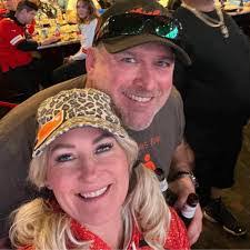 Sonja Halstead's Instagram, Twitter & Facebook