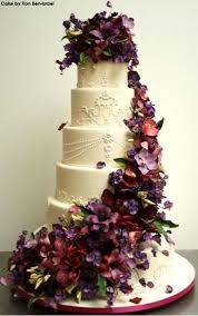 Ron Ben Israel Wedding Cake This Guy Is Insane Those Flowers Aren T Real Fellas Beautiful Wedding Cakes Wedding Cake Decorations Wedding Cakes With Flowers