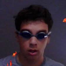 Conner (@_connerdust)