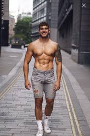 Rt Twink On Twitter Rt Mastercezar Strolling Through The City And Looking  For My Next Victimsexiezpix Web Porn