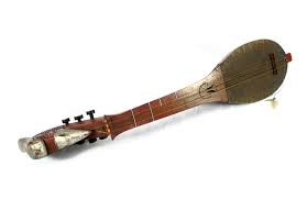 Alat musik petik adalah instrumen musik yang memiliki senar atau dawai dan dipetik menggunakan jari untuk menghasilkan bunyi. 25 Macam Contoh Alat Musik Petik Tradisional Dan Modern Lengkap Dengan Gambar Redaksiweb