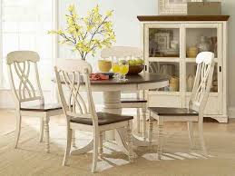 Our family was looking for a round dining table for 6, but that could also fit 8 comfortably. Ikea White Round Dining Table Novocom Top