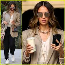 Check spelling or type a new query. Jessica Alba Makes A Mid Week Stop At Her Office Jessica Alba Just Jared