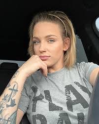 Cynthia Burson's Instagram, Twitter & Facebook