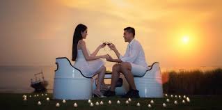 Ketika kamu sendiri, hal terbaik untuk dilakukan adalah menciptakan hubungan yang penuh cinta dengan diri sendiri sebelum kamu memutuskan untuk berkomitmen pada orang lain. 50. 40 Kata Romantis Untuk Suami Agar Semakin Cinta