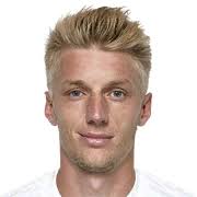 Dusan vlahovic soll der neue star . Daniel Wass Fifa 19 82 Prices And Rating Ultimate Team Futhead