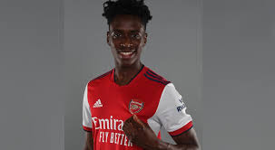 His potential is 82 and his position is cm. 5wynzs8aj1thjm