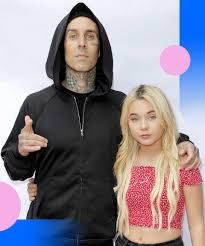 On april 10, travis barker took to instagram to post a photo of himself throwing a drumstick in the air. Travis Barker Daughter Alabama Posts Viral Makeup Video