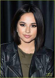 Prepare her gorgeous hair strands for the styling part by properly washing them with the right shampoo and. Pin On Becky G