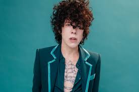 She has released three albums and one ep. You Ve Probably Heard Her Music But Not Of Her The Artist Called Lp