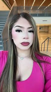 Alex Tullos's Instagram, Twitter & Facebook