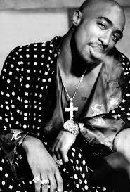 All proceeds will be donated to @truecolorsunite and @mpjinstitute. Pin Von Volo G Auf Photography Tupac Shakur Rap Musik Hipster Hintergrund