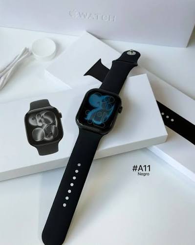Un reloj que marca tendencia y es incre&iacute;blemente c&oacute;modo, ligero y f&aacute;cil de  poner. #AppleWatchSeries6 #iConCR