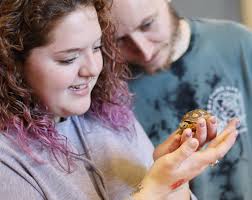 Kids learn about lizards, turtles, more creatures at ReptiCon OKC