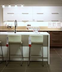 Top cabinets are 40/60/80/100 cm. House Tweaking