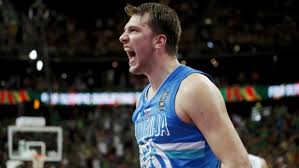 Cerca nel più grande indice di testi integrali mai esistito. Un Extraterrestre Doncic Mete A Eslovenia En Los Juegos Y Amenaza A Espana