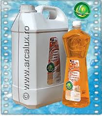 • • o sticla contine un litru de detergent lichid pentru rufe delicate si pentru hainutele copiilor, certificat ecologic de catre qc certificazione. Detergent Detergent Lichid Rufe Tesaturi