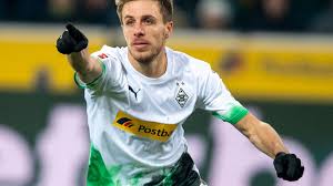 Gladbach will manchester und juve kombinieren. Patrick Herrmann Bei Borussia Monchengladbach Schluss Mit Teilzeit Der Spiegel