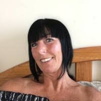 Jennifer Tapper's Instagram, Twitter & Facebook