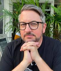 Forever alone... and thriving? U of T expert examines link between  attachment styles and life satisfaction