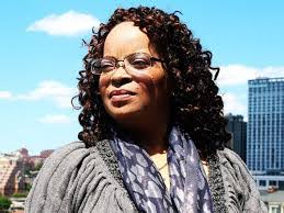 Shannon Wright's Instagram, Twitter & Facebook