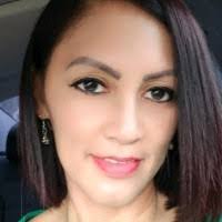 Elizabeth Manalo's Instagram, Twitter & Facebook