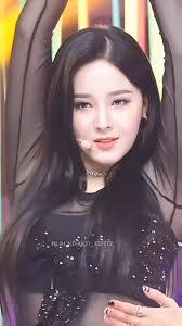 Nancy Queen's Instagram, Twitter & Facebook