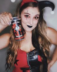 𝐼'𝓂 𝓀𝓃𝑜𝓌𝓃 𝓉𝑜 𝒷𝑒 𝓆𝓊𝒾𝓉𝑒 𝓋𝑒𝓍𝒾𝓃𝑔, 𝐼'𝓂 𝒿𝓊𝓈𝓉  𝒻𝑜𝓇𝑒𝓌𝒶𝓇𝓃𝒾𝓃𝑔 𝓎𝑜𝓊 ♦️🖤 I'm Dr. Harleen Quinzel, I've got a Ph.D  in drinking beer and kicking ass, and we're bringing in day 6 of #