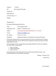 Dengan hormat, berdasarkan informasi yang saya peroleh dari surat kabar kompas tertanggal 15 desember 2016, pt. Contoh Cv Lamaran Kerja Cook Helper Contoh Surat Lamaran Kerja Di Hotel Sebagai Cook Helper Kumpulan Kerjaan Di Sini Penulis Juga Sudah Menyediakan Cara Membuat Dan Beberapa Contoh Cv Yang