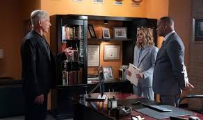 Ncis is finishing for another season, with fans getting ready for the dramatic finale on may 25. Ncis Season 17 Finale Ending Explained What Happened At The End Tv Radio Showbiz Tv Express Co Uk