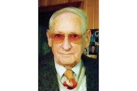 Darlene Bollinger's Instagram, Twitter & Facebook