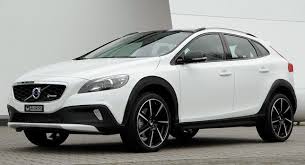 Heico Sportiv Turns Volvo V40 Cross Country Into Xc40 Carscoops Volvo V40 Volvo V40 Cross Country Volvo