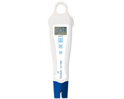 bluelab measure conductivity of nutrient solution with a