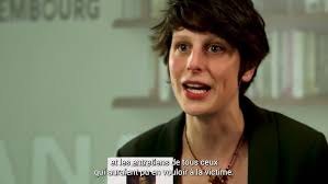 Canapé-livres : « L'antiquaire de St-Thomas », « Au-delà des racines »