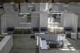 The hospital located in hall b will provide the same facilities as in other hospitals and is equipped with 30 beds for patients in categories three and four while outside the hall, a tent for. Look Inside Malaysia S New 600 Bed Covid 19 Quarantine And Treatment Centre In Serdang Malaysia Malay Mail