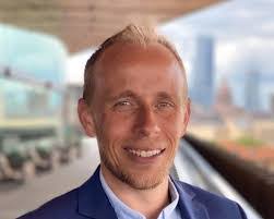 Andrew Murin's Instagram, Twitter & Facebook