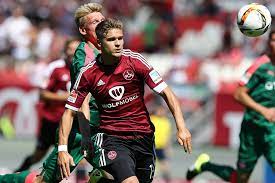 Rúrik gíslason former footballer from iceland right midfield last club: 1 Fc Nurnberg Rurik Gislason Wird Operiert