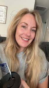 HAPPY BIRTHDAY Kaylee!!! I hope Will and the kiddos spoils you today!  💕🎂🥳🎁