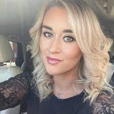 Leanne Harding's Instagram, Twitter & Facebook