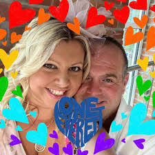 Lisa Mannion's Instagram, Twitter & Facebook