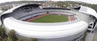 Situat în partea centrală a orașului, în imediata apropiere de parcul central, cluj arena găzduiește importante. Cluj Arena In Top 10 Stadioane Din Lume