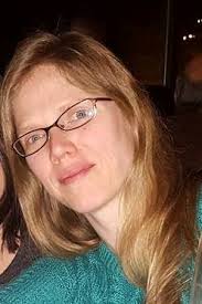 Caroline Bardwell's Instagram, Twitter & Facebook