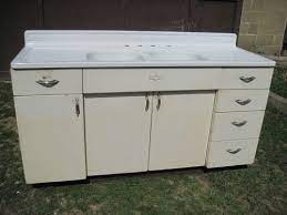 Antique cast iron apron front enameled farmhouse kitchen sink. Antique Vintage Youngstown Kitchen Cabinet Sink Base W Double Basin Sink 1950 S Youngstown Kitchen Kitchen Cabinets For Sale Vintage Kitchen Cabinets