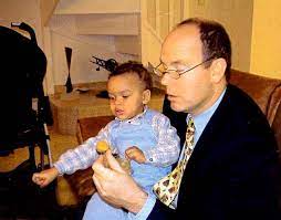 Prince Albert Of Monaco And Nicole Coste With Their Son Alexandre Prince Albert Of Monaco Prince Albert Monaco Royal Family