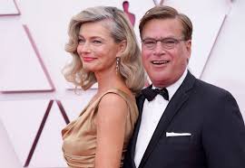 Aaron sorkin, the screen writer who brought you the social network, the west wing, hbo's after winning an oscar for writing a screenplay about facebook, aaron sorkin is setting his sights on apple. Fvvi N Ye3g6bm
