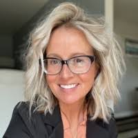 Andrea Kehoe's Instagram, Twitter & Facebook