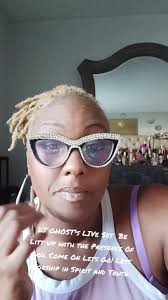 Happiest Sunday!! Come Join Me Over @Dj Ghost 👻 Live Starts @9am Est. To  Get Your Praise On!! You Definitely Have Something to Be Thankful For.