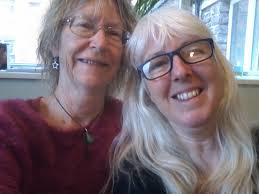 We are looking for a house sitter for 5-6 months of winter this year. House  surrounded by bush, in northern Albany. Two fussy cats so no dogs  unfortunately. PM me if this