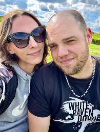 Happy anniversary, guys! Hopefully, the first of many! 🥂