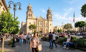Tendrá Edomex calor con lluvias aisladas y alta radiación este domingo